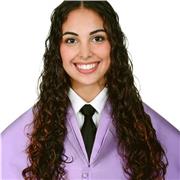 Profesora de clases particulares titulada en el Grado de Psicología en Sevilla. Buenas aptitudes en variedad de asignaturas.
